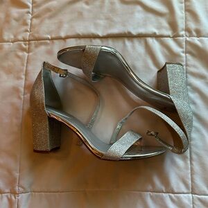 Bandolino glitter 3” block heels